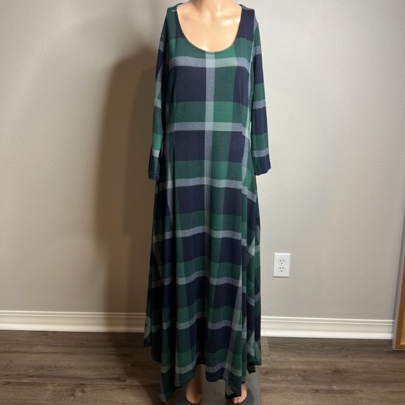 Reborn Dresses & Skirts - Reborn Green & Navy Plaid Maxi Dress - XL - Flowy & Soft